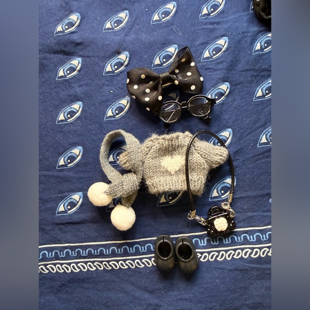 Labubu Outfit Polka Dot Bow and Gray Knit sweater set  for pin for love